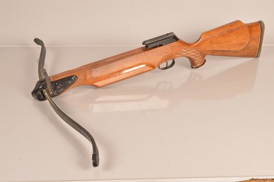 Lot 960 - A Barnett Crossbow