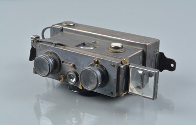Lot 134 - A Verascope No 4a Stereo Camera