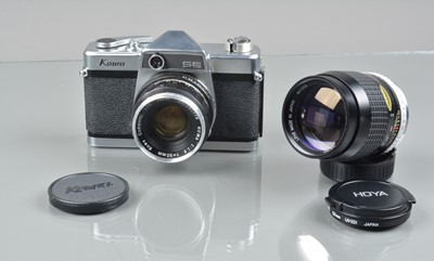 Lot 252 - A Kowa SE SLR Camera