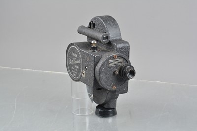 Lot 334 - An Ensign 16mm Type B Auto Kinecam Camera