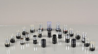 Lot 415 - A Group of Microscope Optics