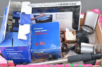 Lot 538 - A Tray of Camera Related Items