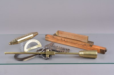 Lot 30 - Various Instruments
