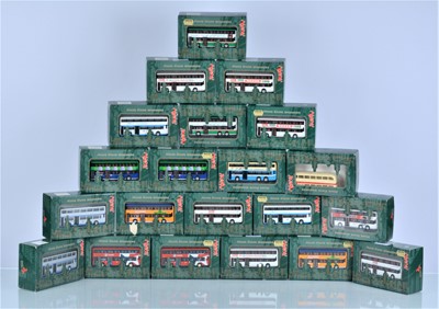 Lot 9 - 1:87 Scale (HO) Peak Horse Plastic Bus Models (19)