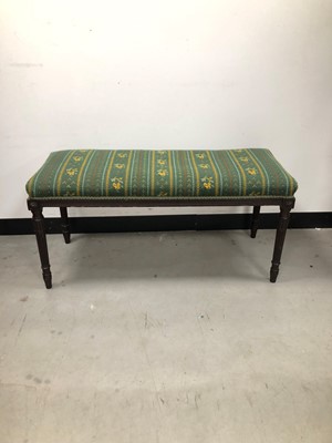 Lot 23 - An early 20th century mahogany piano stool