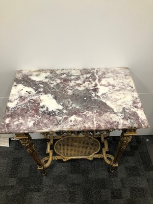 Lot 54 - An early 20th century continental gilt wood and marble topped occasional table
