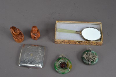 Lot 284 - A collection of Far Eastern works of art