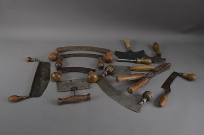 Lot 403 - A small collection of antique tools and kitchen items