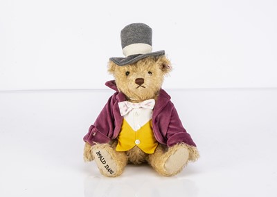 Lot 20 - A Steiff limited edition Roald Dahl Willy Wonka teddy bear