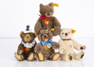 Lot 43 - Four small Steiff yellow tag teddy bears