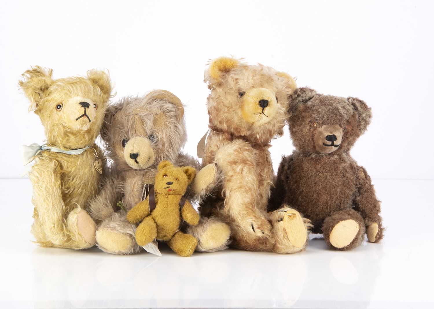 Lot 85 - Four post-war Hermann type teddy bears