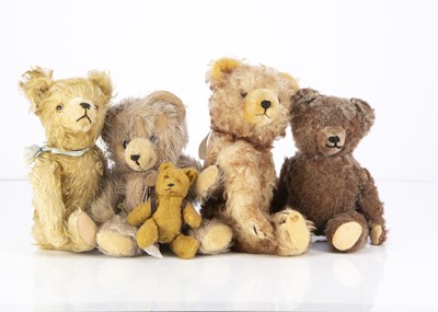 Lot 85 - Four post-war Hermann type teddy bears