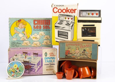 Lot 126 - Various doll related toys