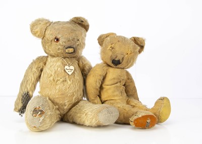 Lot 248 - A 1930's Merrythought teddy bear