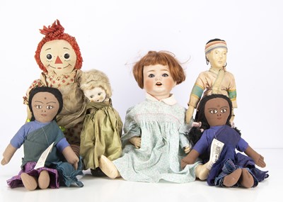 Lot 278 - Various dolls