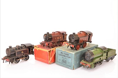 Lot 1 - Hornby 0 Gauge 0-4-0 Clockwork Locomotives