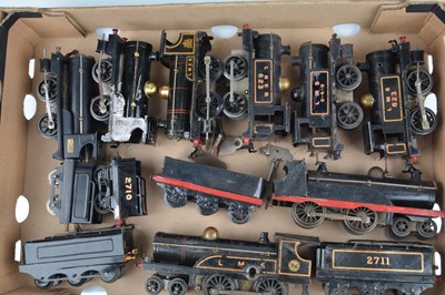 Lot 20 - A Hornby 0 Gauge clockwork Black Locomotive 'Project Box' (16)