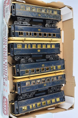 Lot 30 - Three pairs of Hornby 0 Gauge 'Riviera Blue' Corridor Coaches (6)