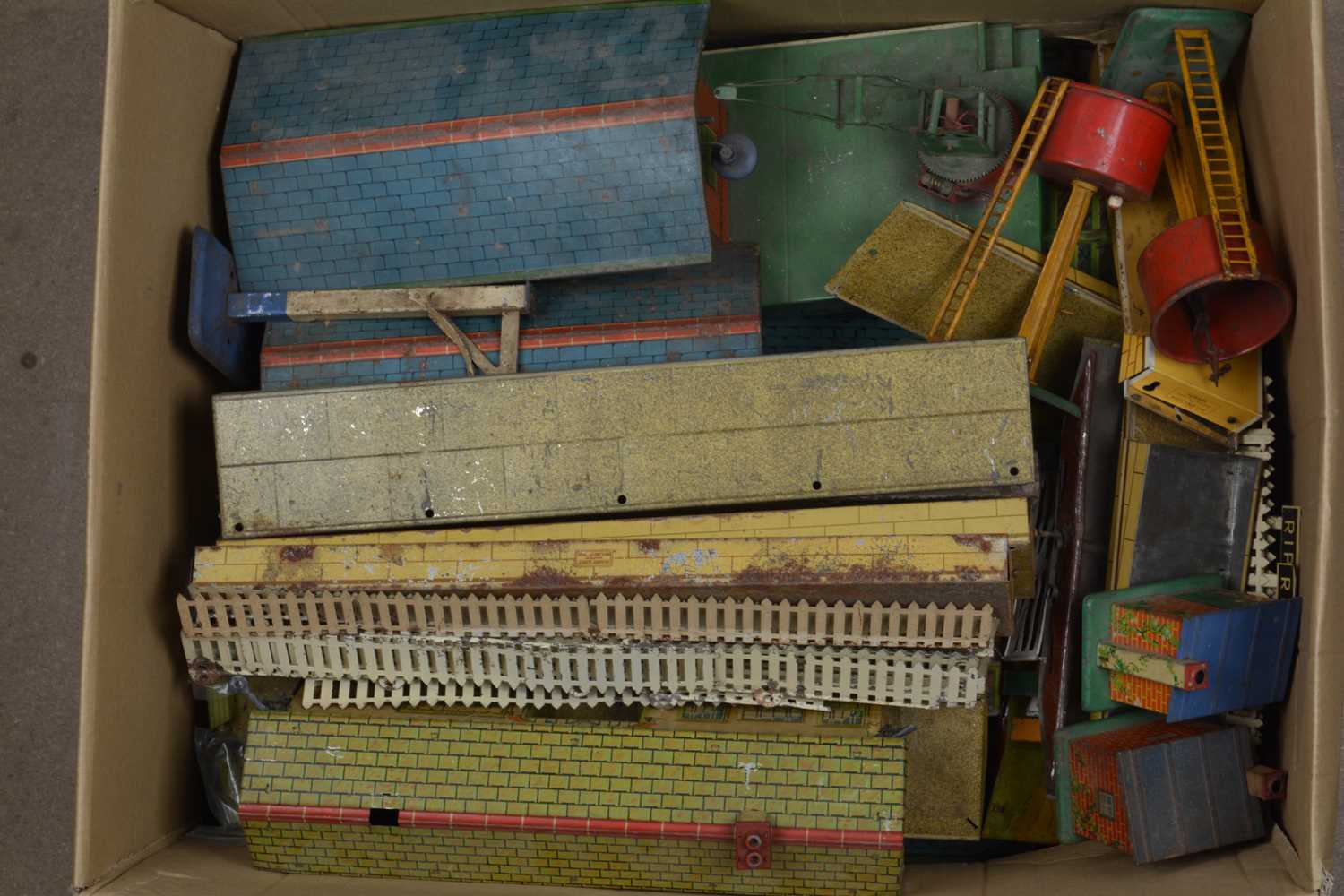 Lot 48 - A Large collection of Hornby 0 Gauge Pre-war Scenic Accessories (qty)
