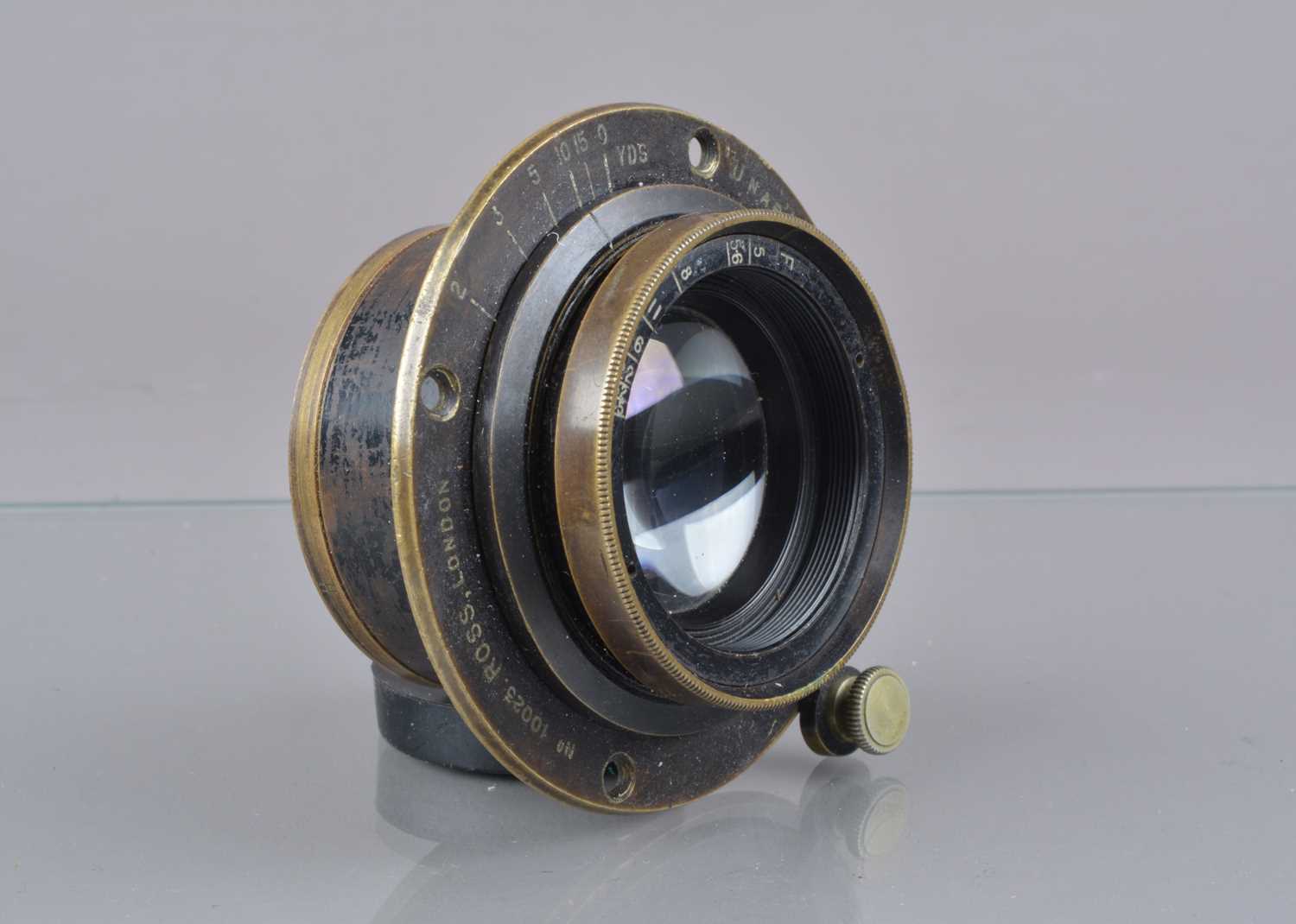 Lot 96 - An early 20th Century brass Ross Zeiss Patent "Unar" f/4.5 136mm (5¼in) Lens