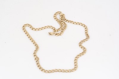 Lot 74 - A heavy 14K marked yellow metal curb link chain