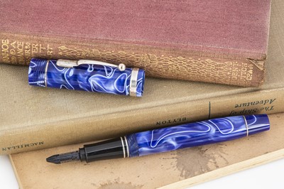 Lot 295 - A modern Conway Stewart fountain pen