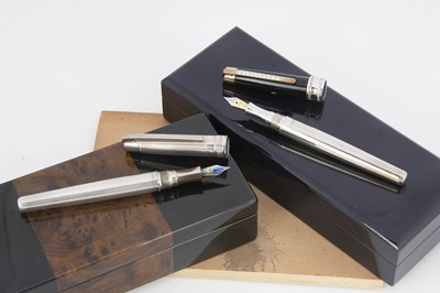 Lot 306 - Two modern boxed fountain pens