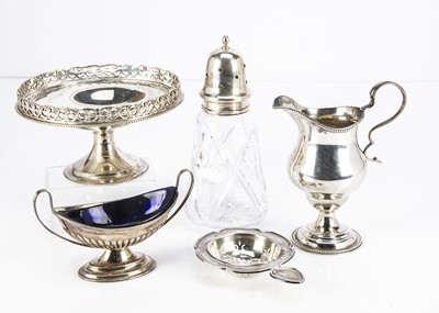 Lot 339 - Four items of silver