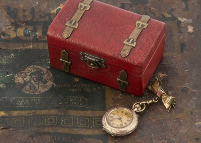 Lot 20 - A late 19th century 9ct gold lady's pocket watch
