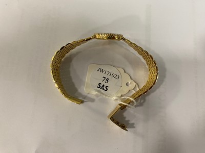 Lot 75 - A c1990s 18ct gold Baume & Mercier lady's cocktail dress wristwatch