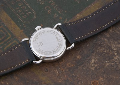 Lot 98 - A modern Dunhill stainless steel wristwatch
