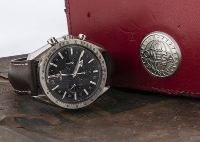 Lot 157 - IMPORTANT ANNOUNCEMENT: PLEASE NOTE THIS IS A SPEEDMASTER: A modern Omega GMT Seamaster Co-Axial Chronometer automatic stainless steel wristwatch