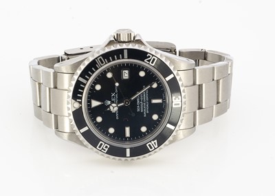 Lot 171 - A 1980s Rolex Oyster Perpetual Date Sea Dweller stainless steel wristwatch
