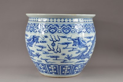Lot 295 - A 20th century Chinese ceramic fishbowl