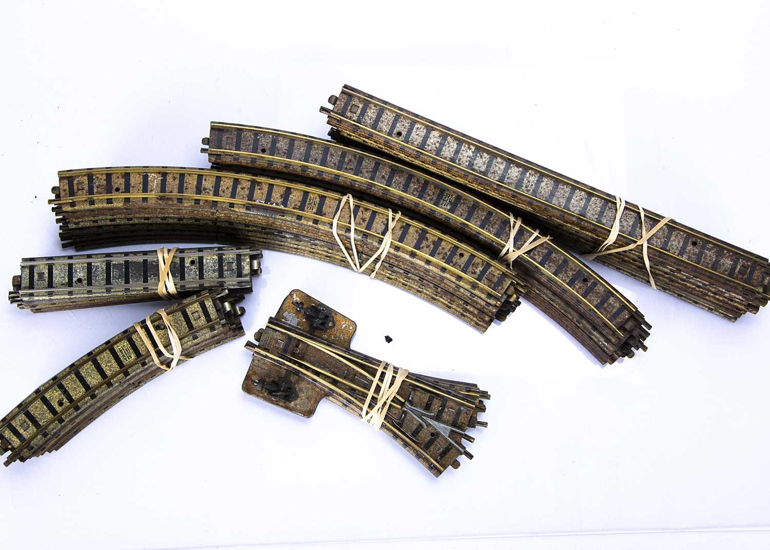 Lot 281 - Hornby-Dublo pre-war 00 Gauge 3-Rail Clockwork Track