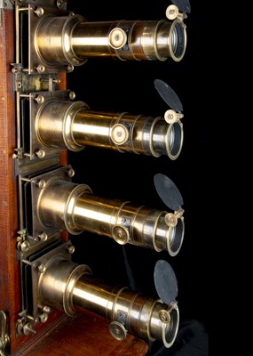 Lot 41 - The Noakes 'Quad' Magic Lantern or Noakesoscope (Special Auction Services wishes to extend its gratitude to Dr Richard Crangle for the following lot description and analysis)