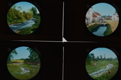 Lot 41 - The Noakes 'Quad' Magic Lantern or Noakesoscope (Special Auction Services wishes to extend its gratitude to Dr Richard Crangle for the following lot description and analysis)