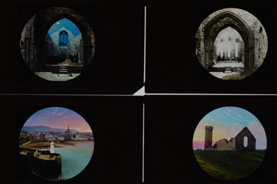 Lot 41 - The Noakes 'Quad' Magic Lantern or Noakesoscope (Special Auction Services wishes to extend its gratitude to Dr Richard Crangle for the following lot description and analysis)