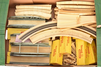 Lot 139 - Tri-ang TT Gauge Girder Bridges High Level Supports and Inclined Piers.