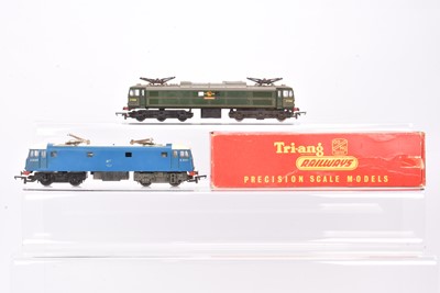 Lot 147 - Tri-ang 00 Gauge E3001 and EM2 twin Pantograph Electric Locomotives