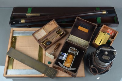 Lot 140 - Scientific Instruments