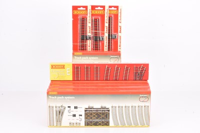 Lot 172 - Hornby 00 Gauge Track Extension Packs
