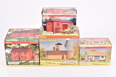 Lot 176 - Hornby 00 Gauge Skaledale Farm Buildings