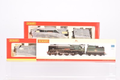 Lot 222 - Hornby 00 Gauge BR green rebuilt West Country Class Locomotives and Tenders