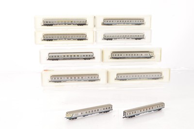 Lot 4 - Marklin Mini Club Z Gauge Silver Fish Coaching Stock (10)