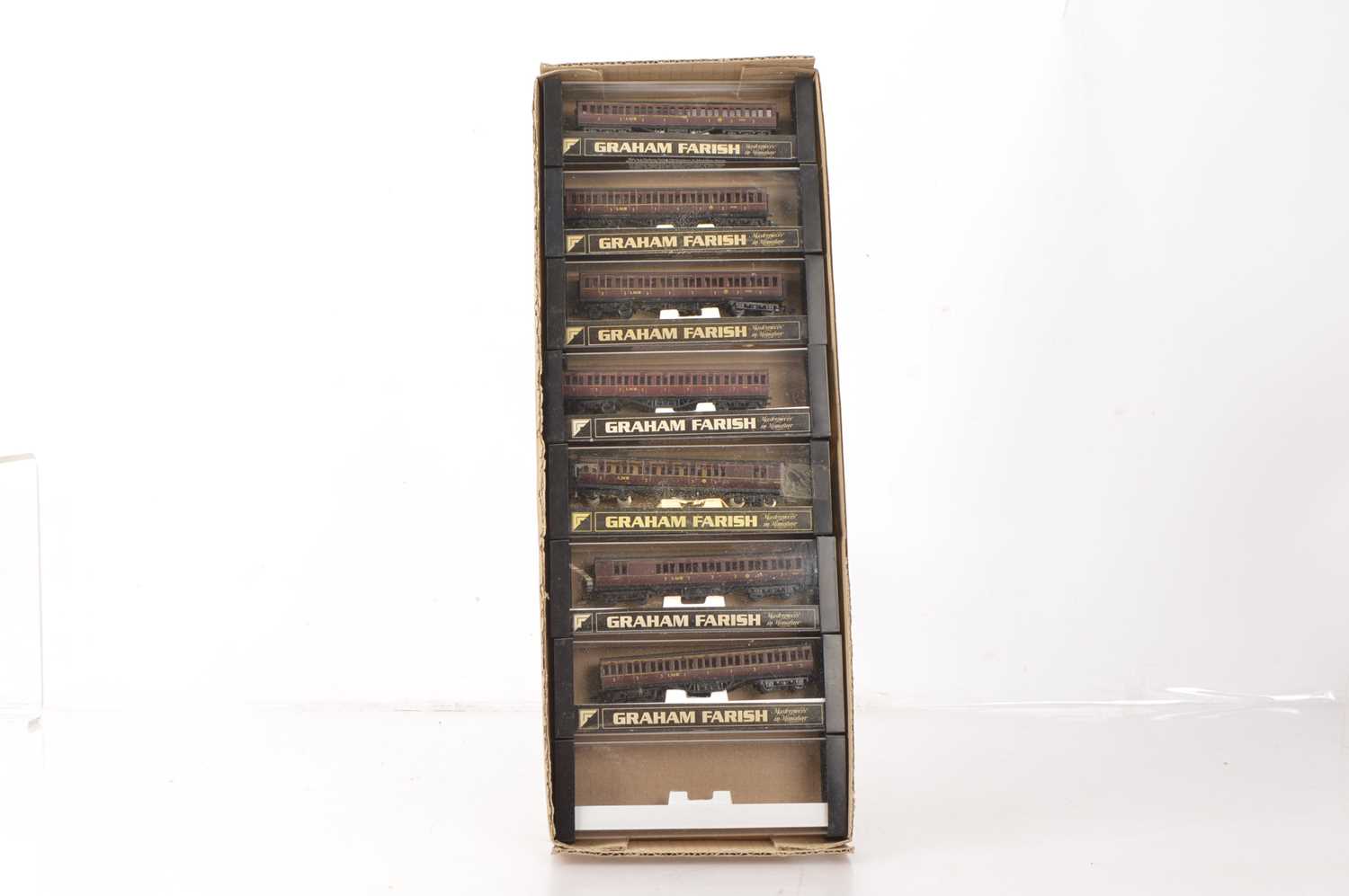Lot 17 - Graham Farish N Gauge LMS Maroon Coaching Stock (7)