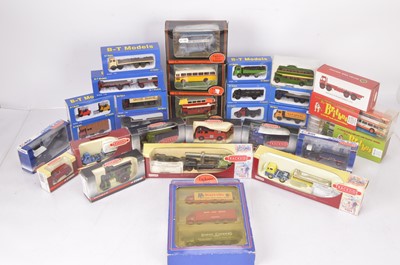 Lot 28 - Dapol N Gauge Steam Locomotive and Tender