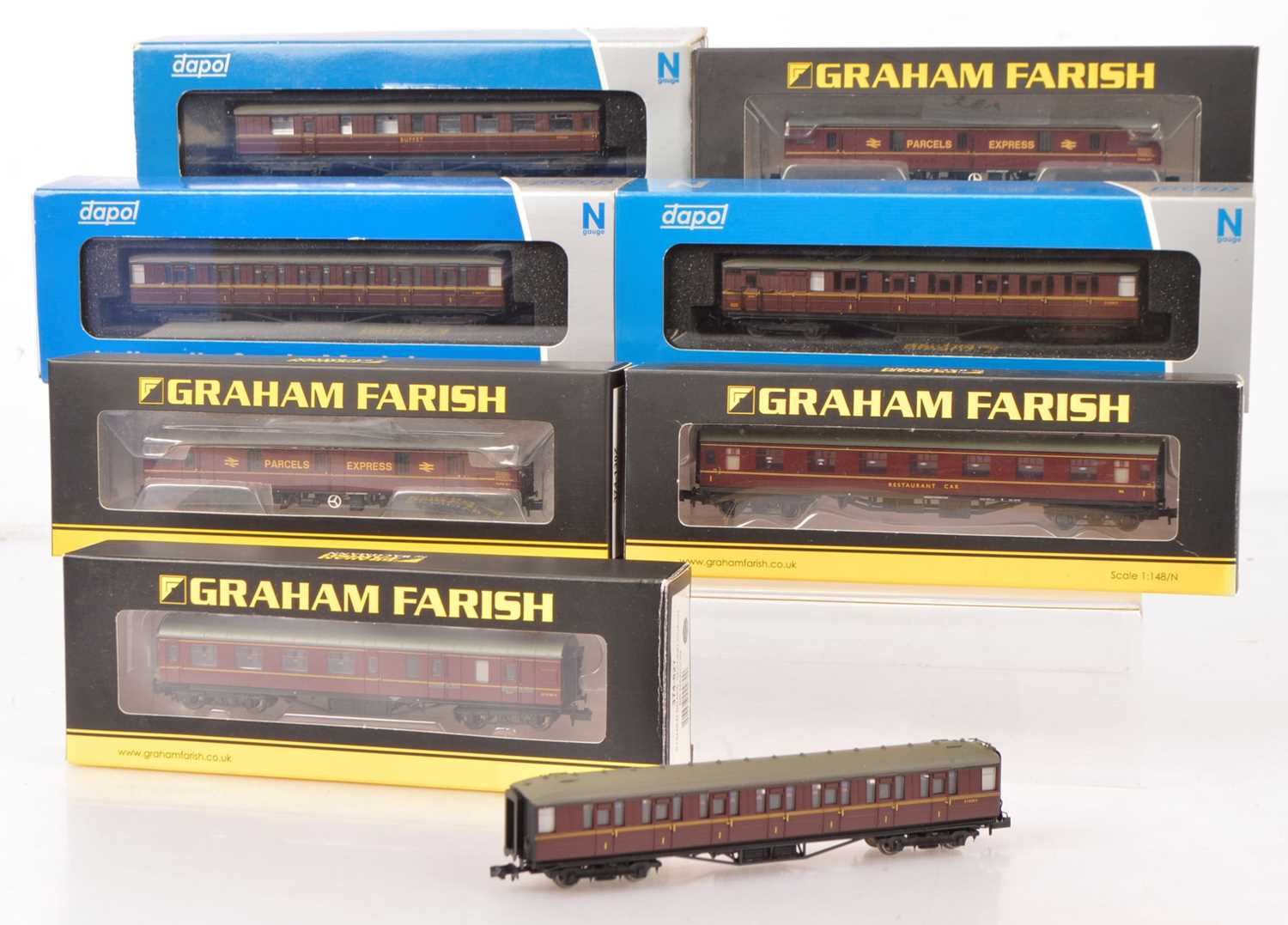 Lot 54 - Graham Farish and Dapol N Gauge BR Maroon Coaching Stock