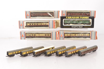 Lot 79 - British Outline N Gauge Coaching Stock (13)