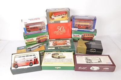 Lot 109 - Hornby Margate OO Gauge Diesel and Electric Locomotives and Coaches (8)